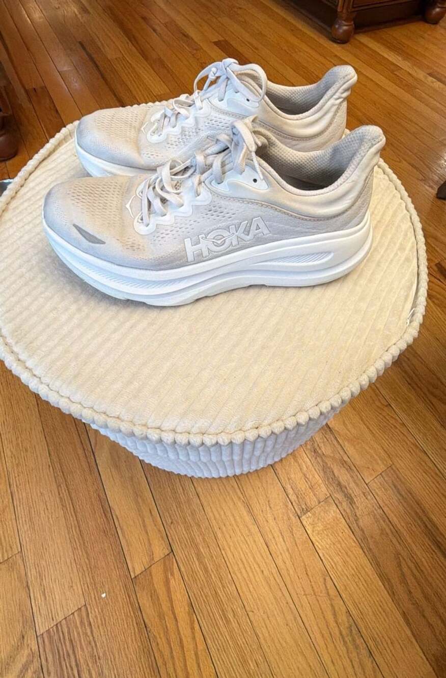 HOKA Bondi 8 Size 9 White Running Shoes
